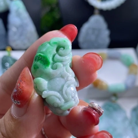 【闪购商品】颈饰未镶嵌翡翠貔貅