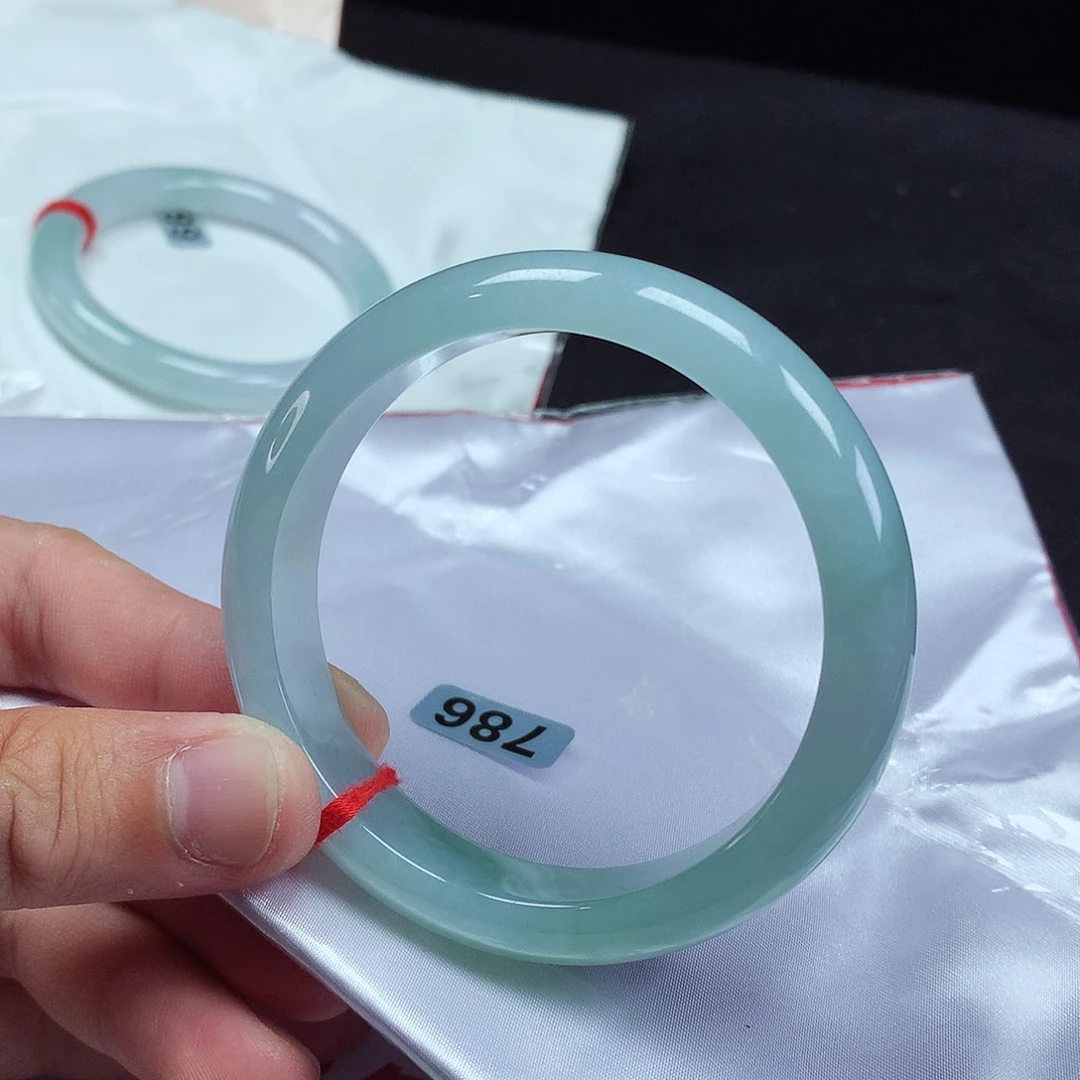 翡翠手镯未镶嵌57正圈