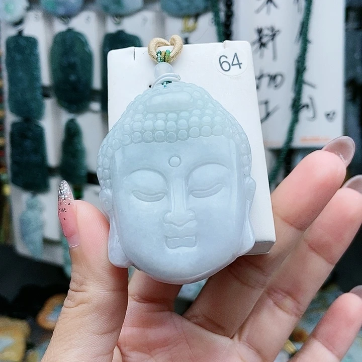 颈饰足铂镶嵌翡翠翡翠