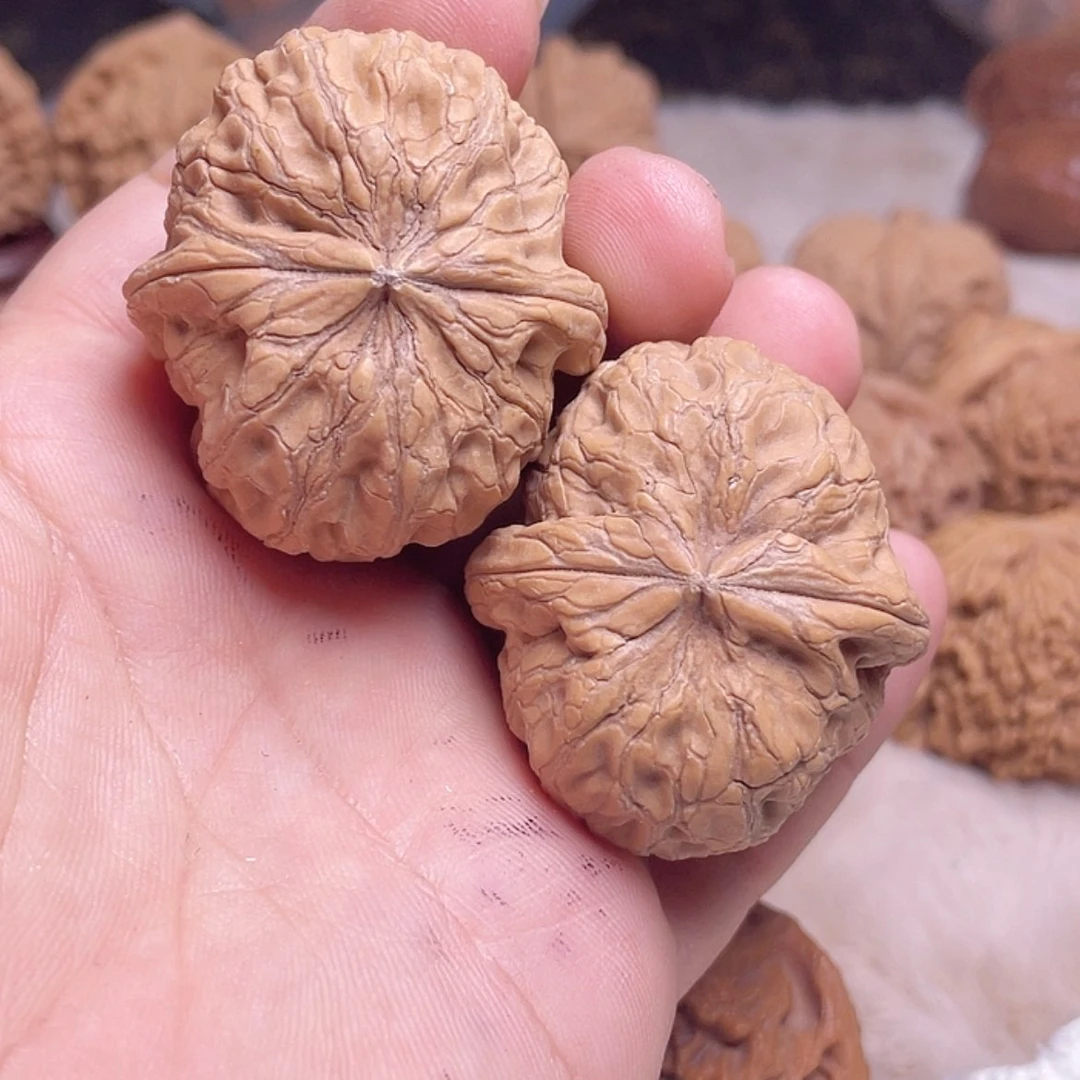 【闪购商品】文玩核桃吊坠驴打滚