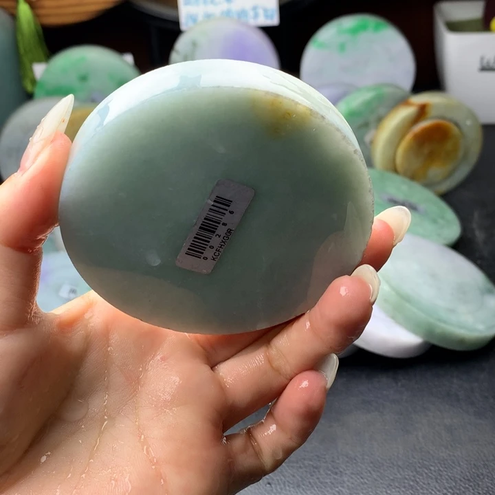 定制翡翠未镶嵌手镯