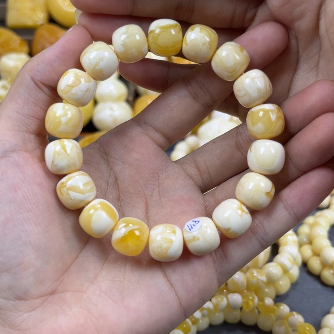 韭***割手串琥珀未镶嵌同料老邢手串12.5mm