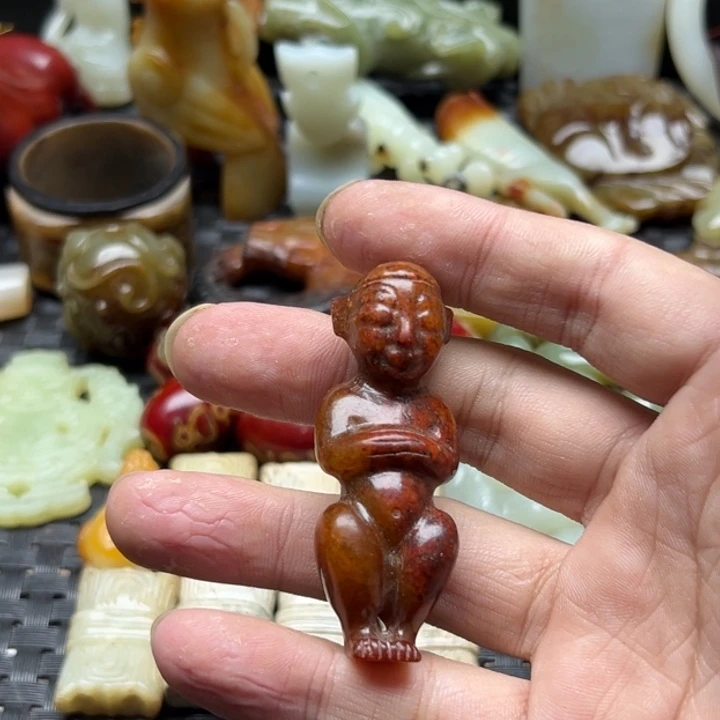 未镶嵌和田玉（糖玉）挂件