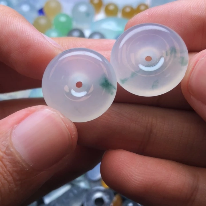 未镶嵌定制翡翠挂件