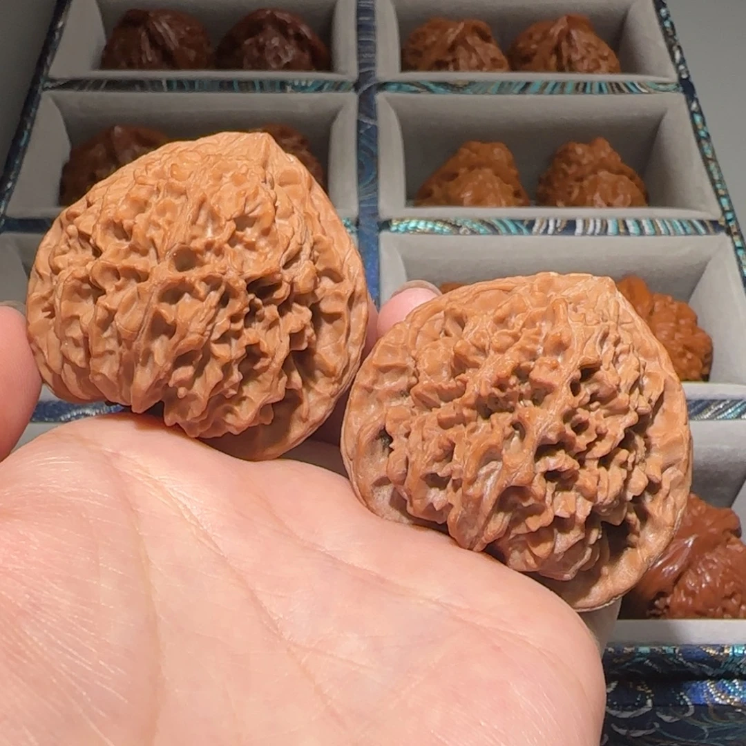 吊坠文玩核桃46满天星