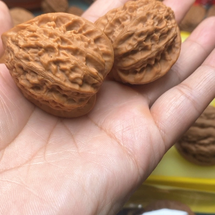 【闪购商品】文玩核桃吊坠折****。38尺金牛