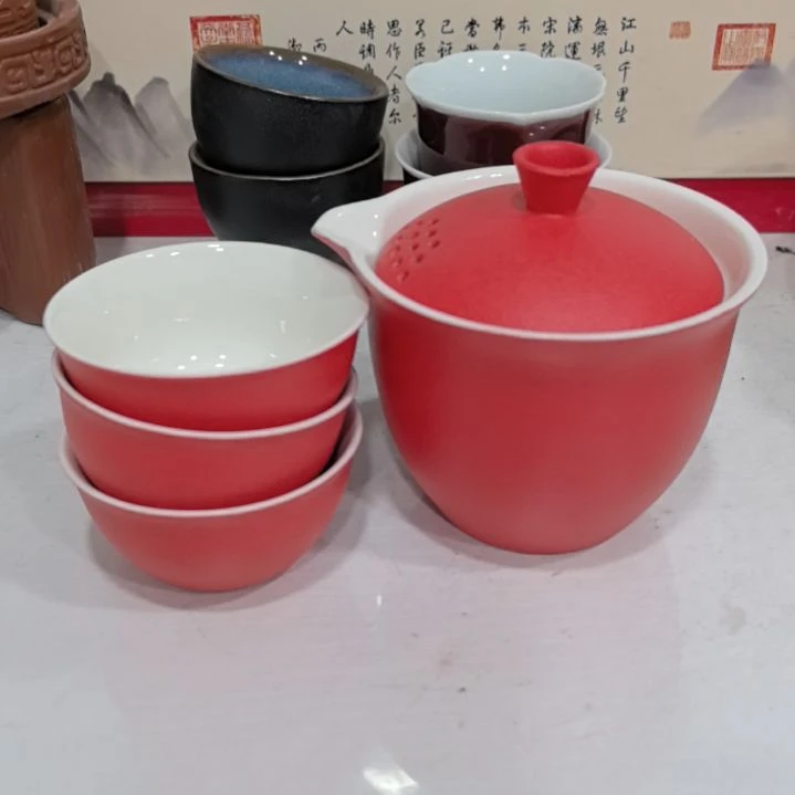 陶瓷茶壶茶杯茶叶罐