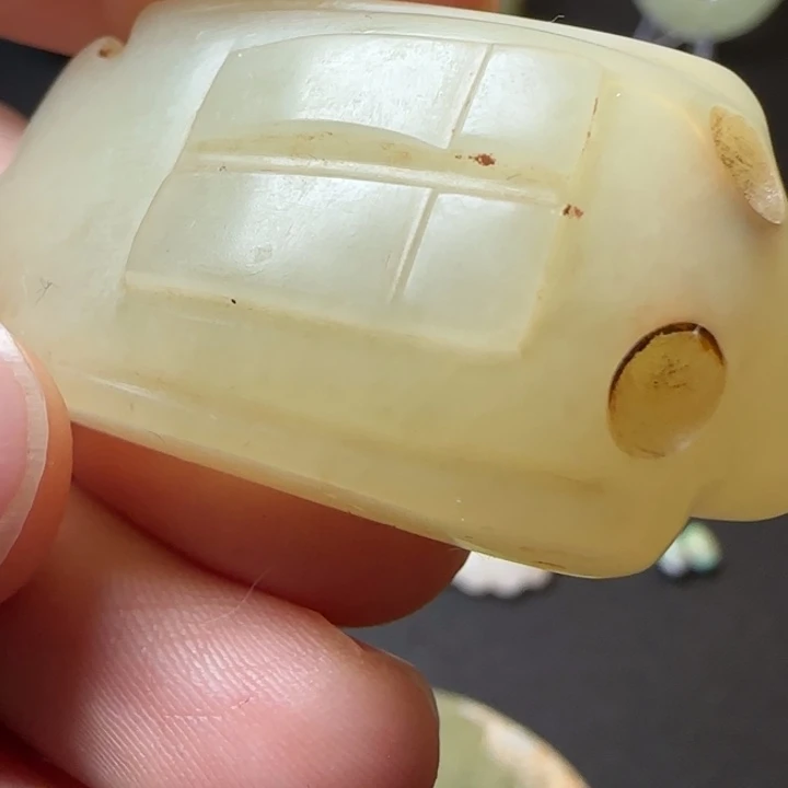 和田玉（糖玉）颈饰未镶嵌风*?