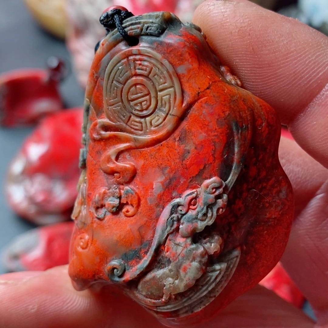 昌化鸡血石昌化鸡血石挂件