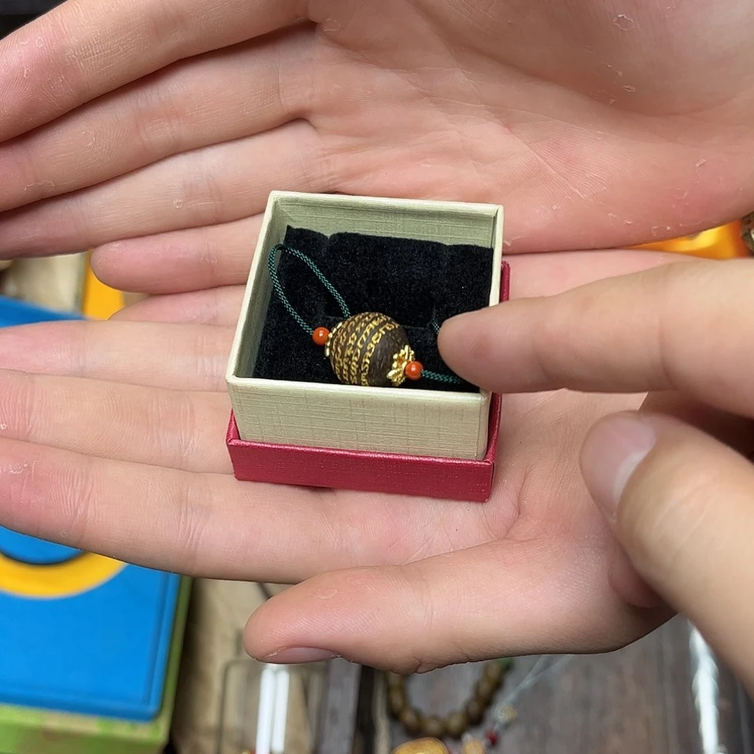 大叶紫檀（黑酸枝木类）