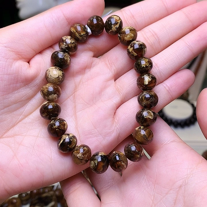 琥珀裸石未镶嵌抚顺琥珀卡10