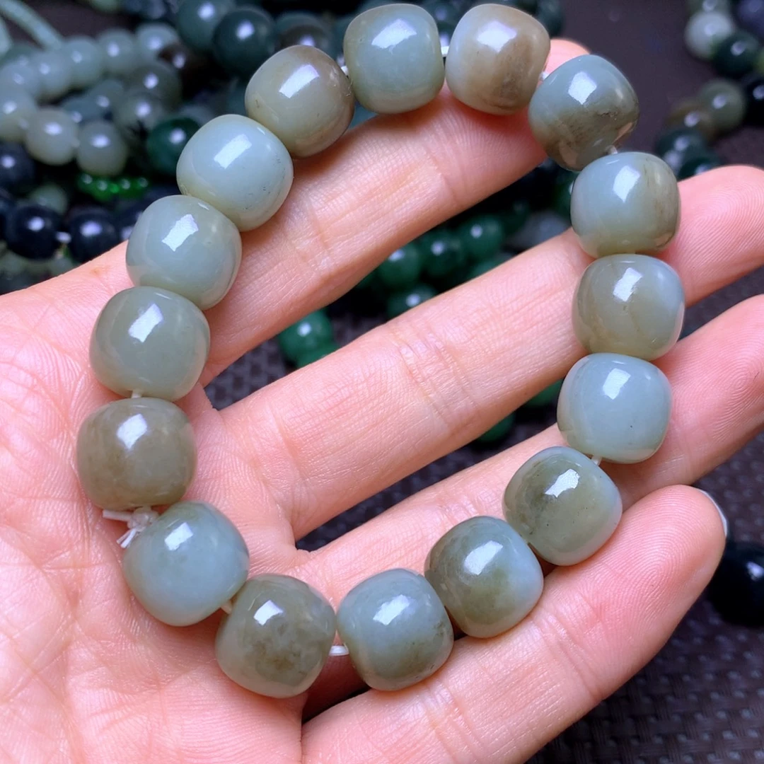 和田玉未镶嵌手串