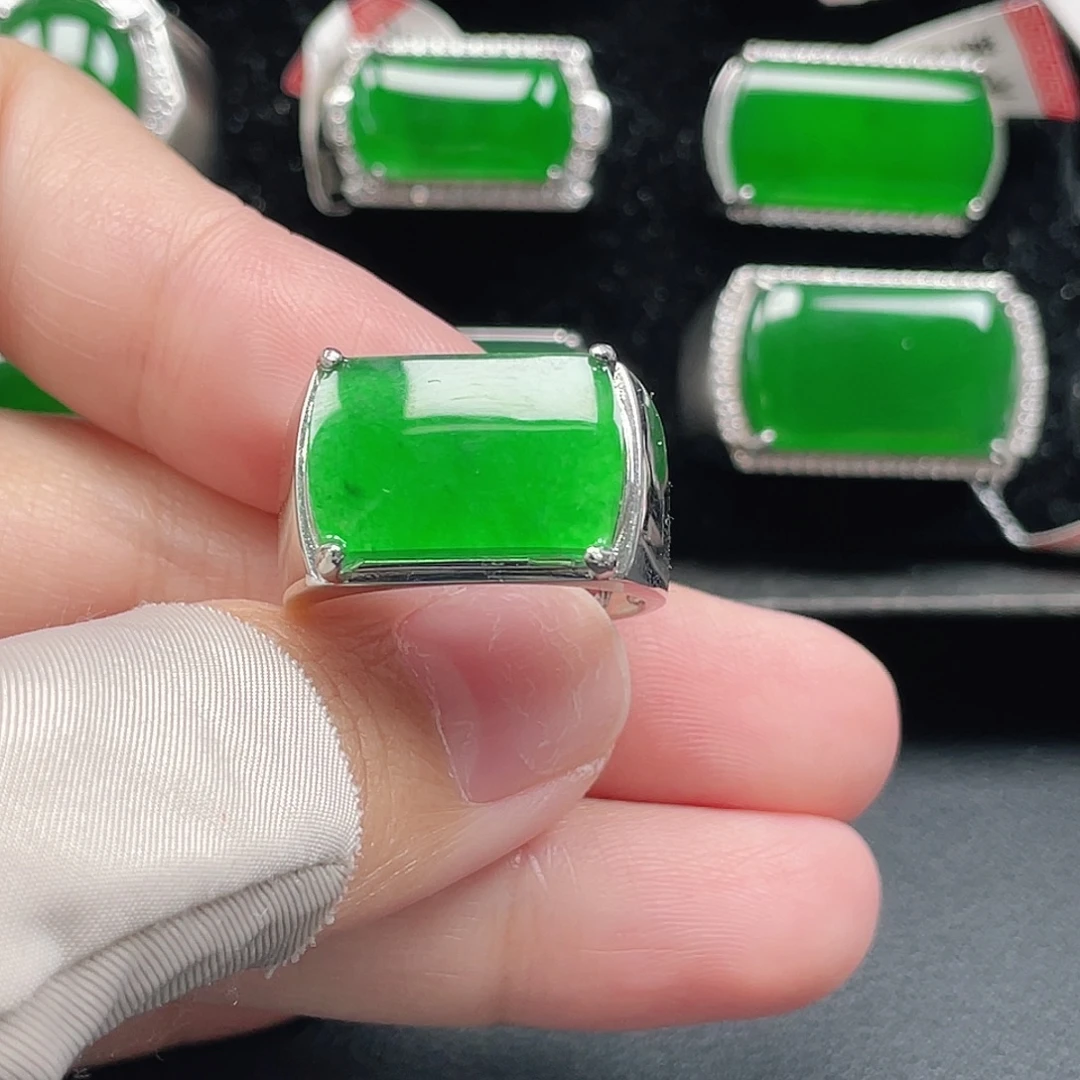翡翠银S925镶嵌戒指天然A货翡翠没运费险3794