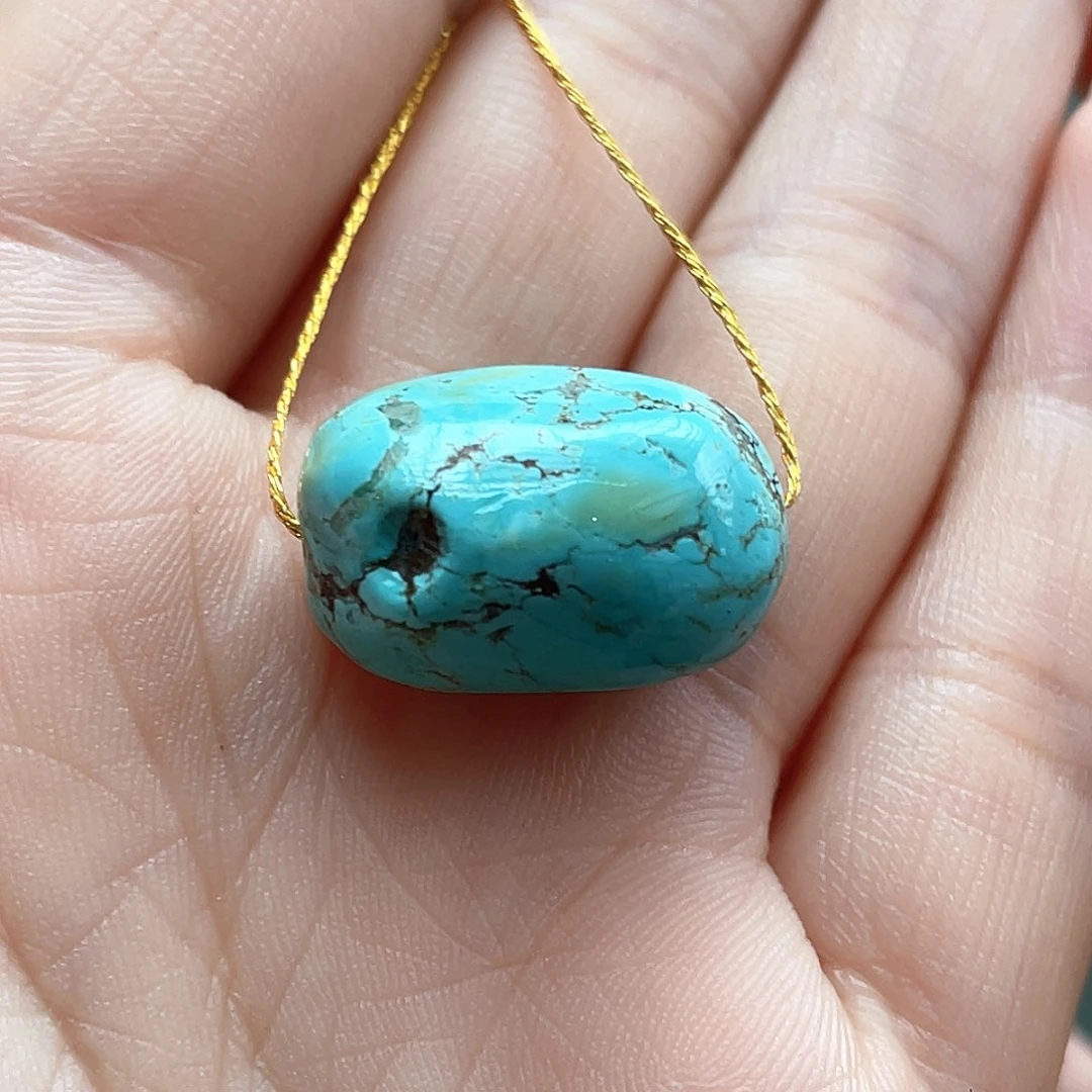 未镶嵌绿松石颈饰