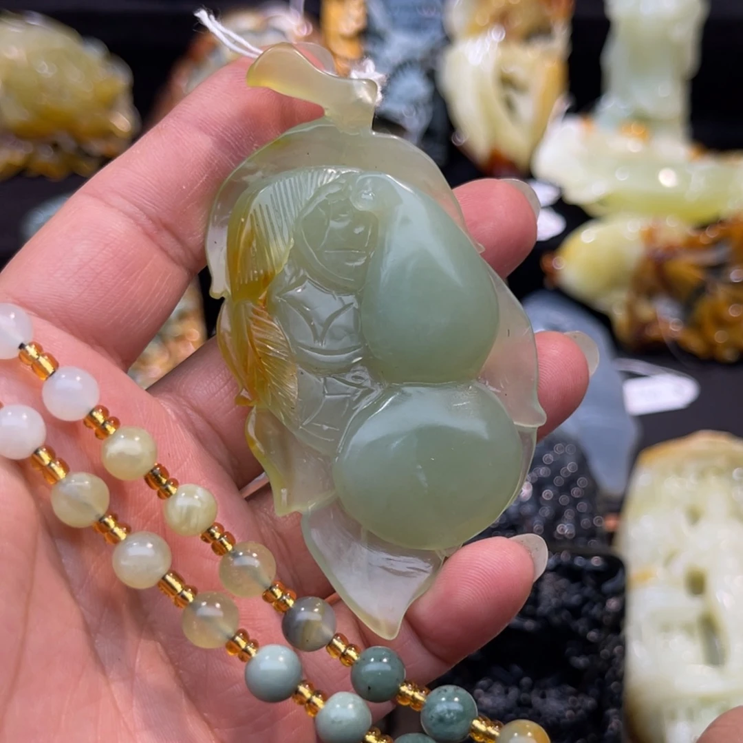 蛇纹石玉未镶嵌吊坠(赠链)