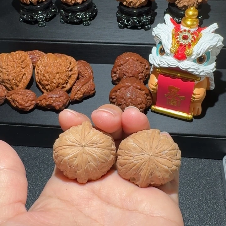 文玩核桃吊坠吞金兽