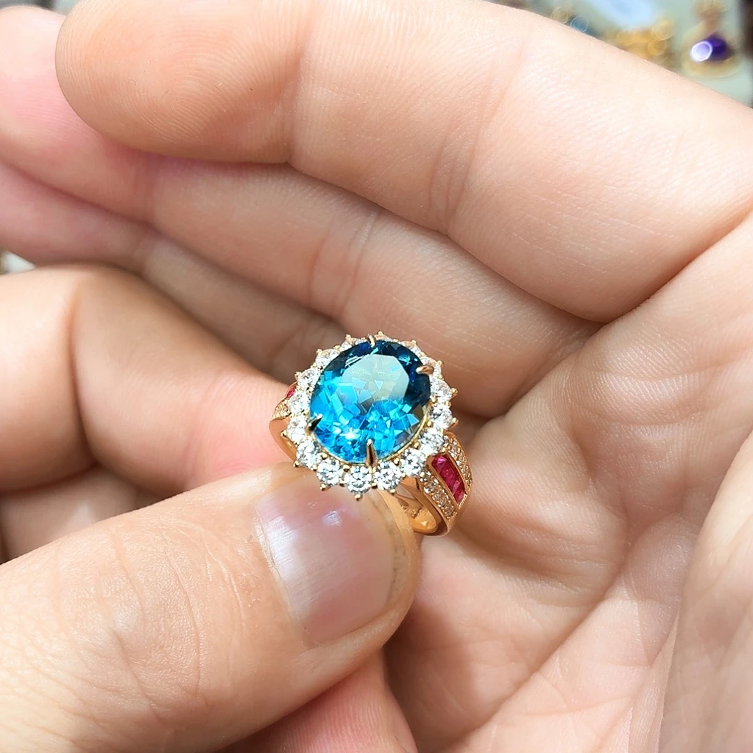 银S925镶嵌托帕石戒指