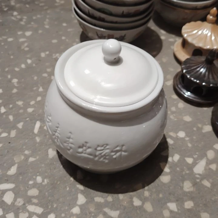 碗安*?陶瓷盘子碗啥都有