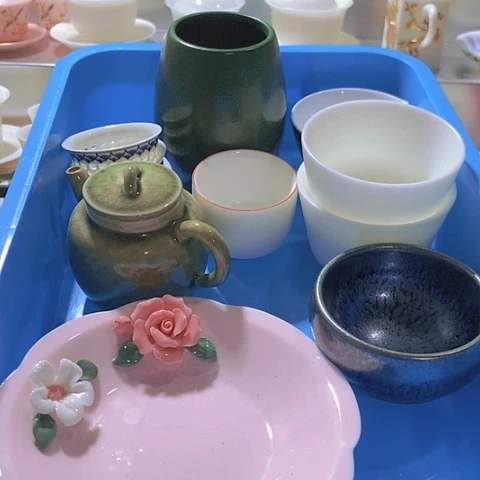 小*女陶瓷制品及陶瓷艺术品微瑕