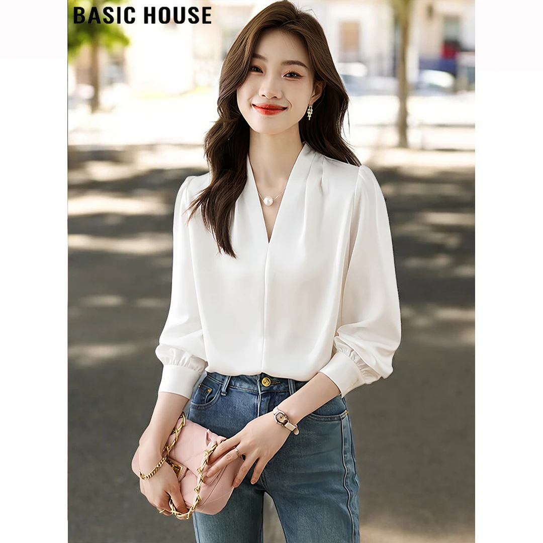 Basic House/百家好通勤时尚V领白色缎面长袖衬衫女2025早秋新品