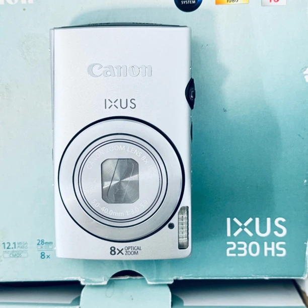 95新 Canon/佳能 ixus230原盒1200w像素32倍长焦带实况人景款