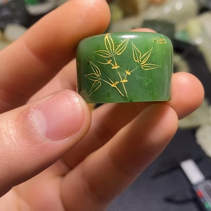 *****和田玉（糖玉）未镶嵌颈饰