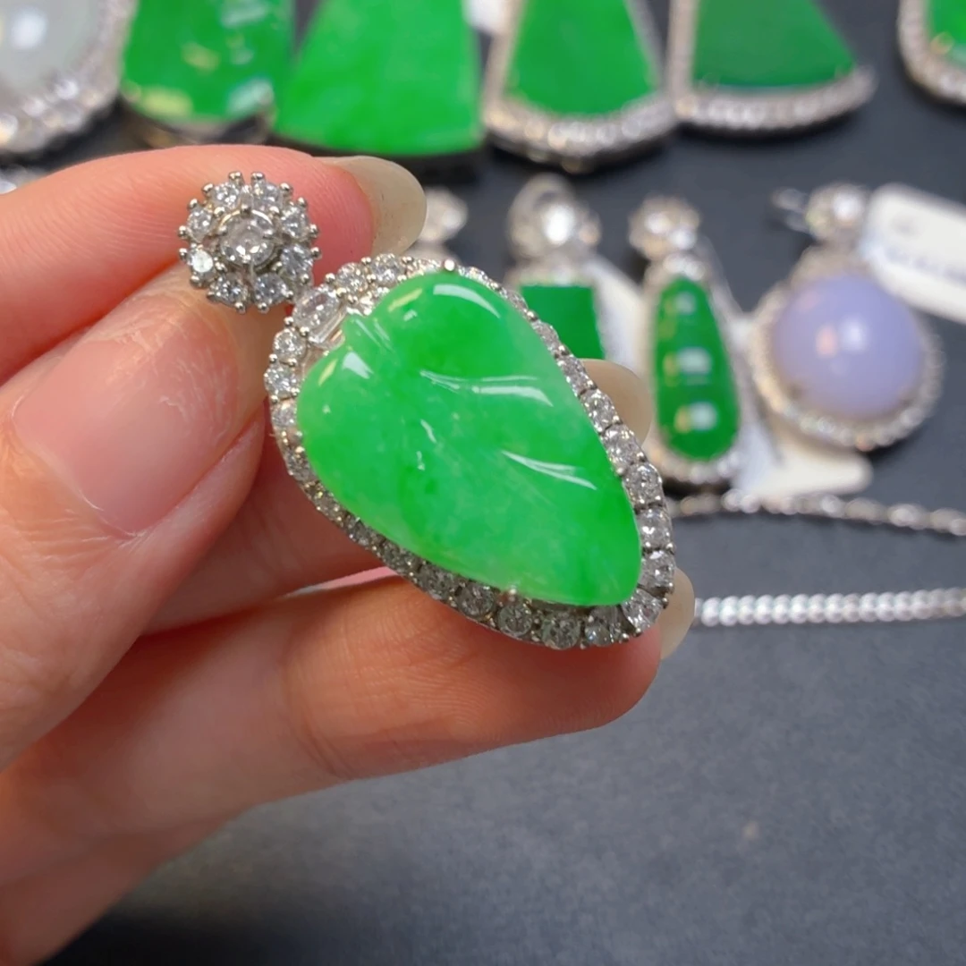 翡翠银S925镶嵌颈饰