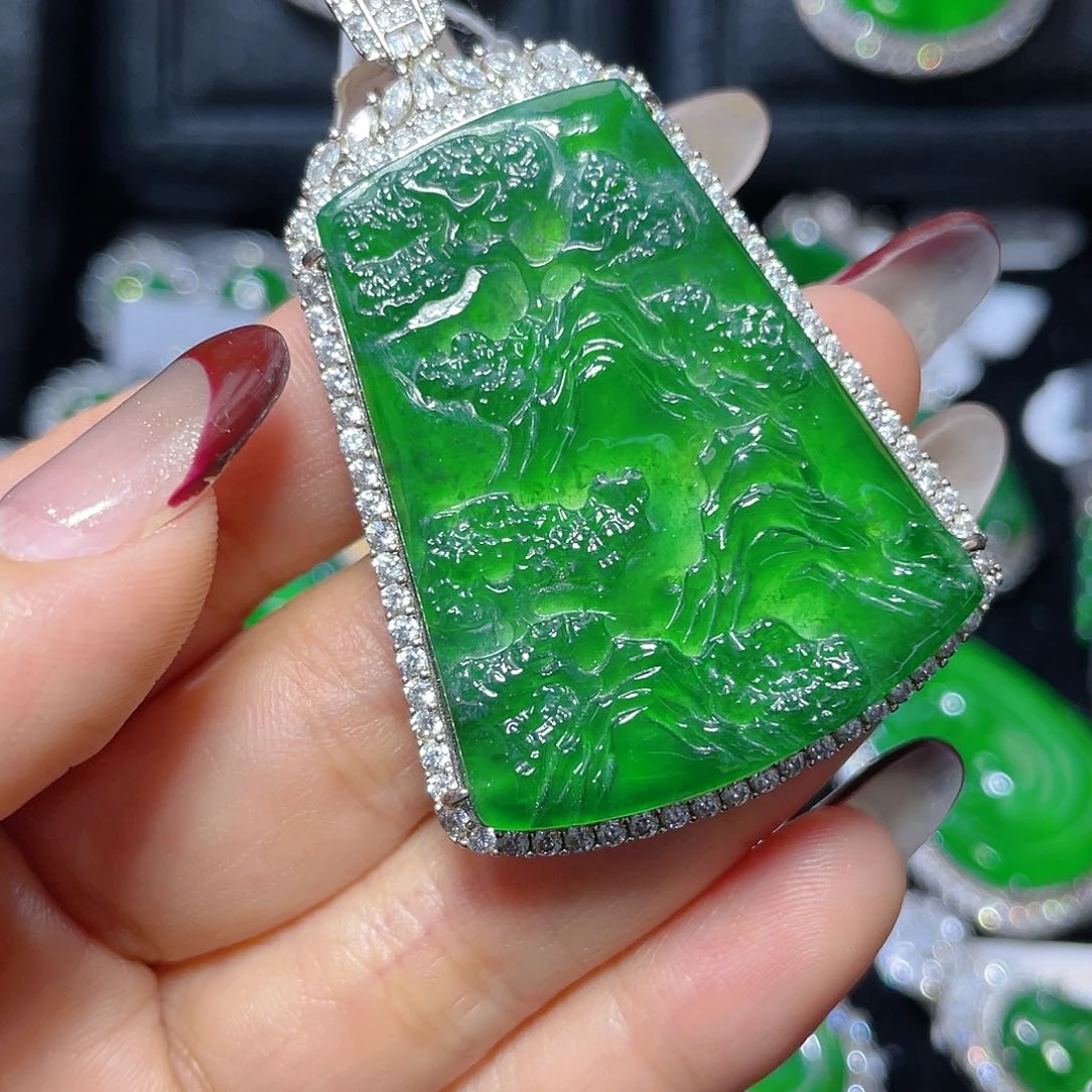 翡翠颈饰银S925镶嵌翡翠