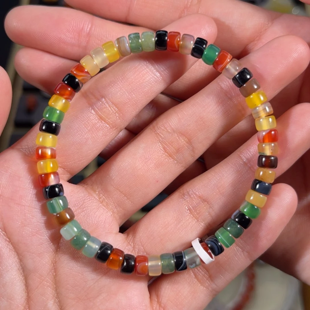 玛瑙/玉髓老改药片手串5.5左右。不退不换未镶嵌O****E