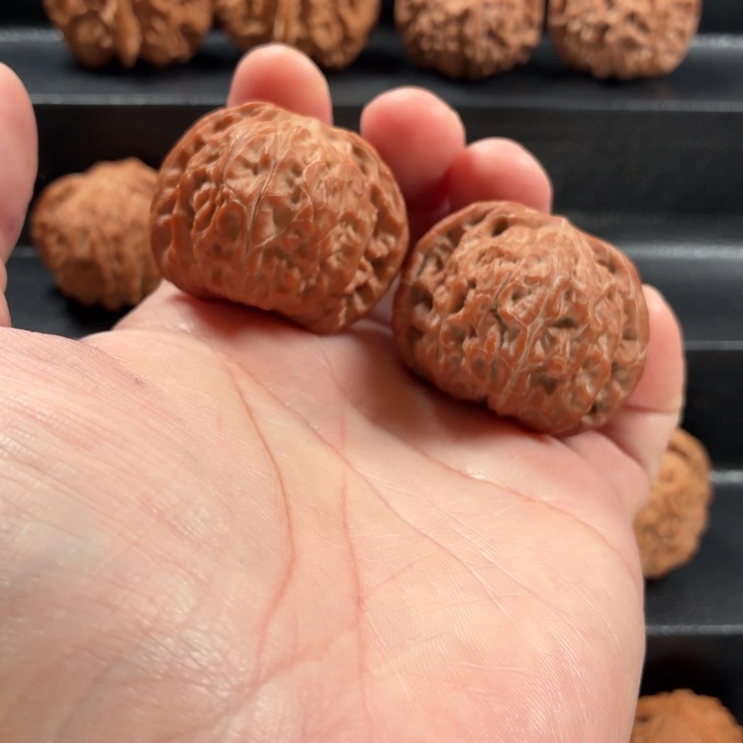 哥***บ把件桃核蓟县山地血磨42