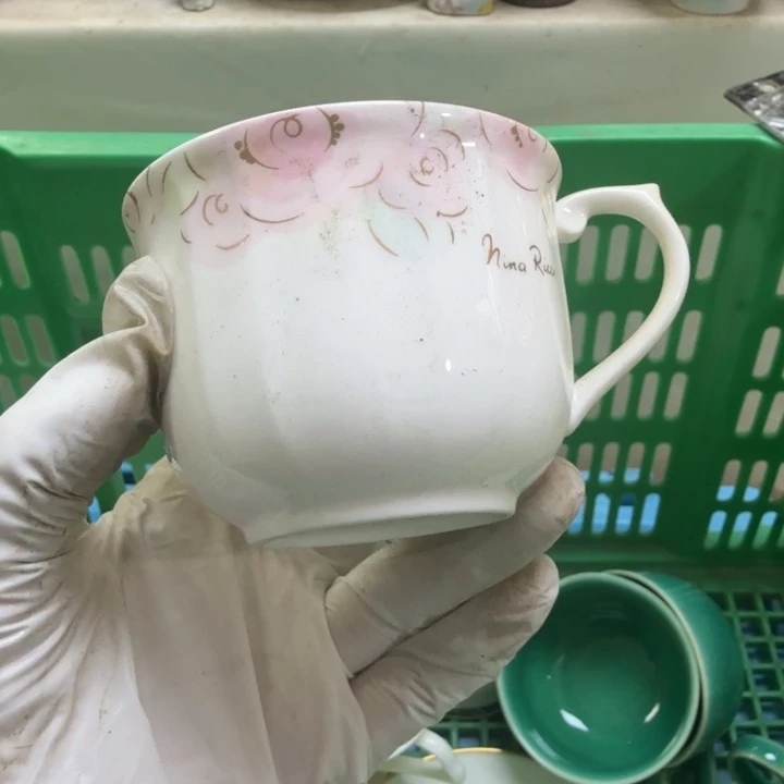 瓷片R***e开播啦…开播啦！