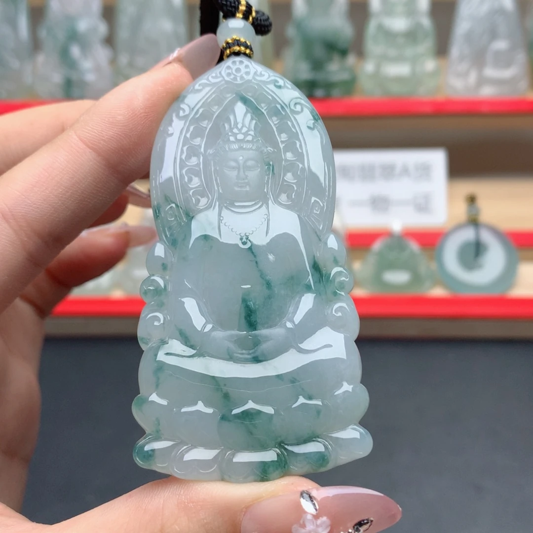 翡翠未镶嵌颈饰素衣观音