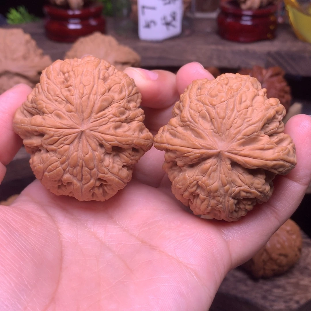 文玩核桃吊坠46粗筋全品