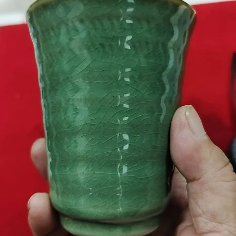 瓷片瓷片，摆件，都有微瑕疵，