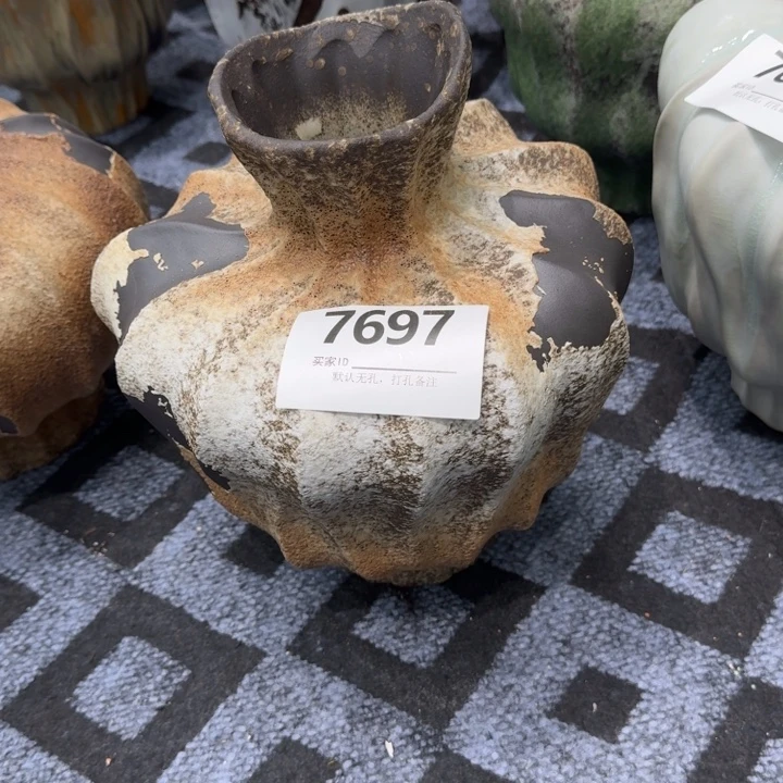 里***店瓷片景德镇高温花器编码7697高31口6默认无孔