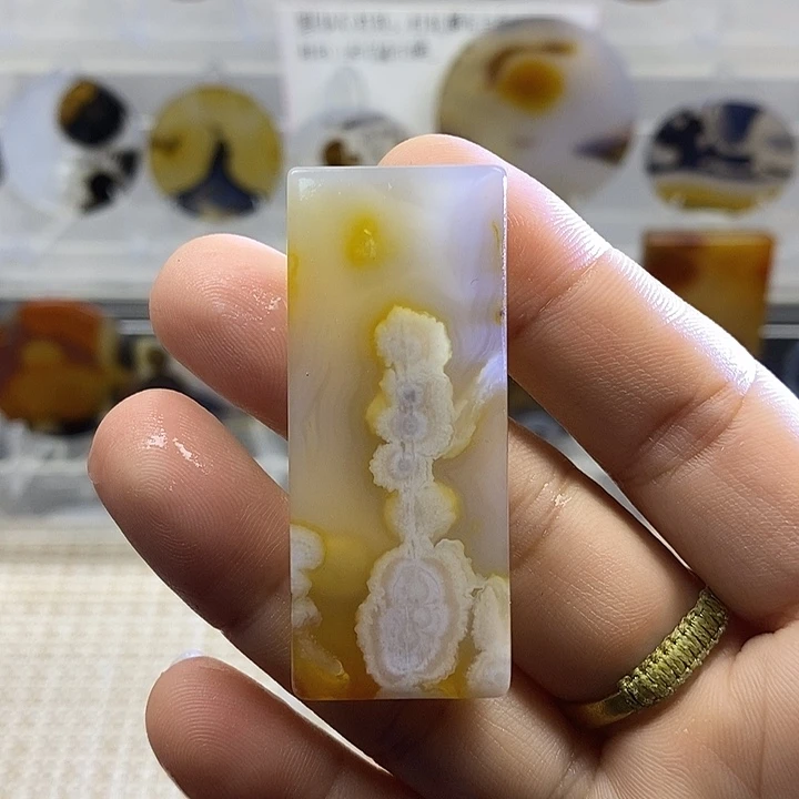 未镶嵌颈饰玛瑙/玉髓