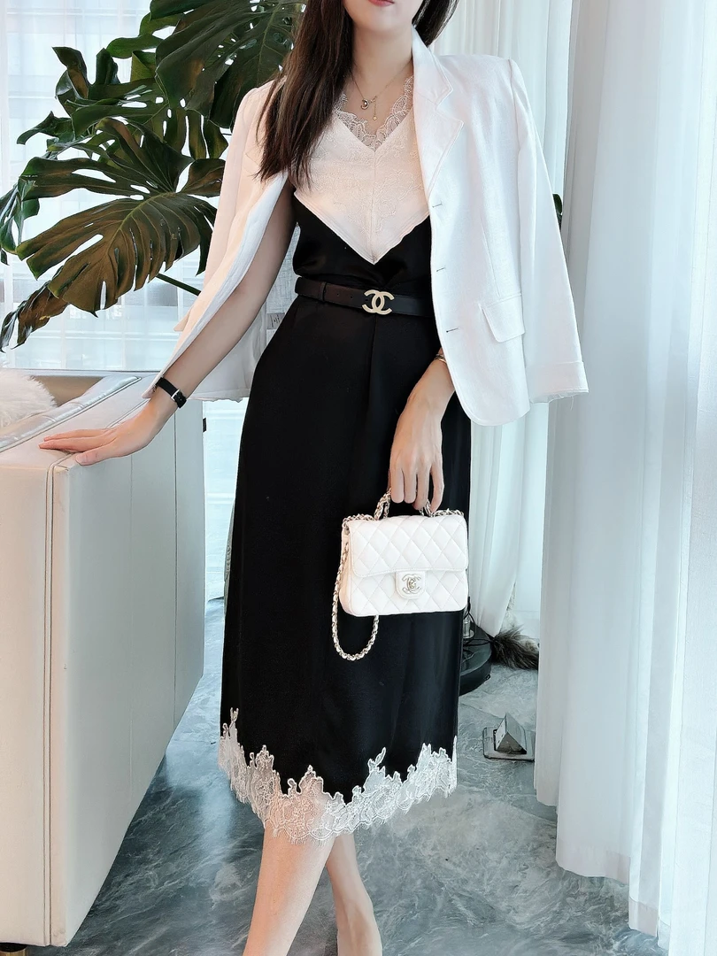 TF Studio 2025新款高级感蕾丝黑色连衣裙 K309N04