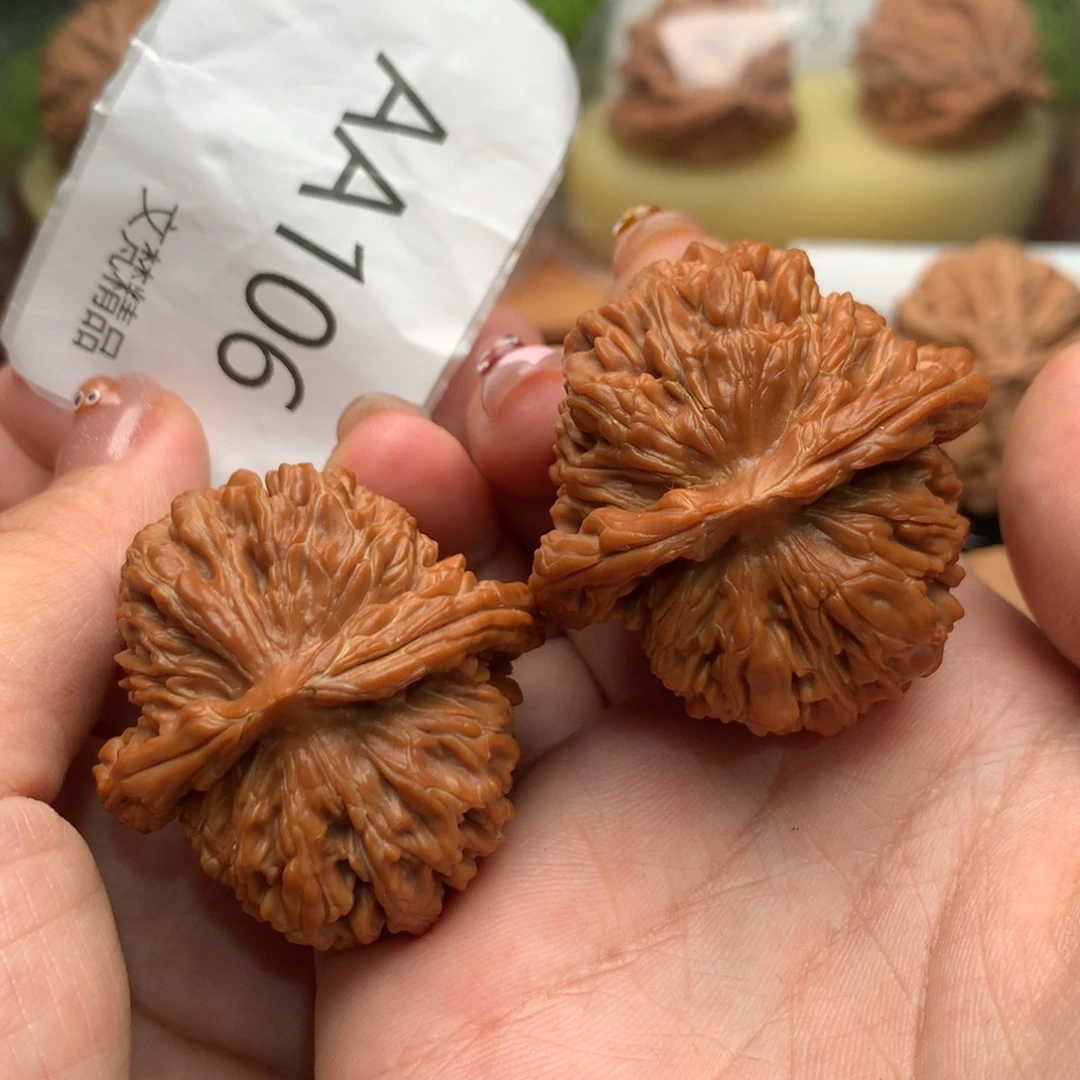 马***龙文玩核桃把件全品四座楼41