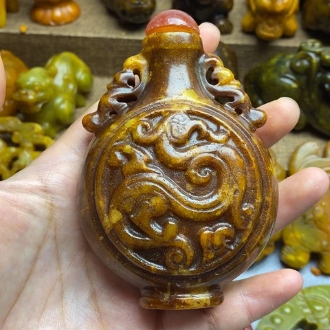 未镶嵌蛇纹石玉颈饰