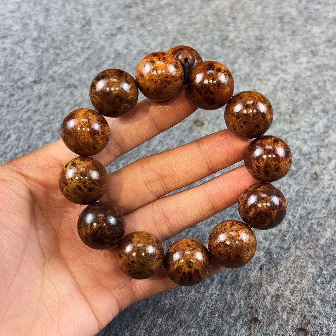 崖柏太行爆满雷瘤2.0精品