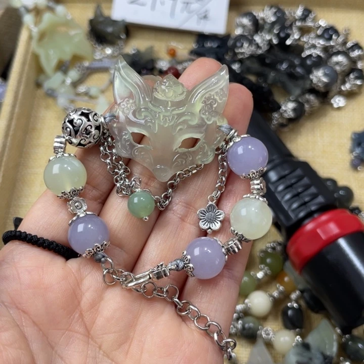 蛇纹石玉合金颈饰