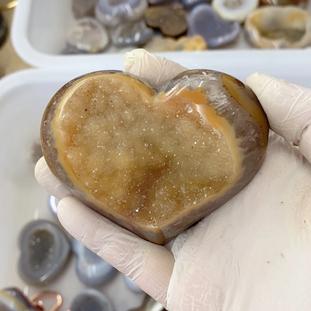 水晶天然石摆件未镶嵌