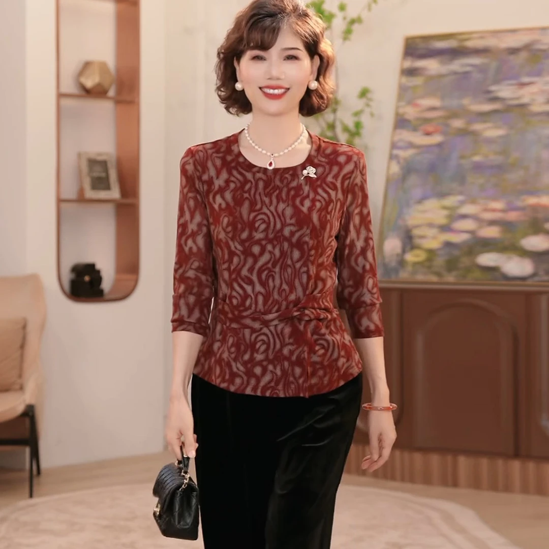 2025秋季妈妈装圆领收腰长袖上衣女中年洋气显瘦气质打底小衫套装