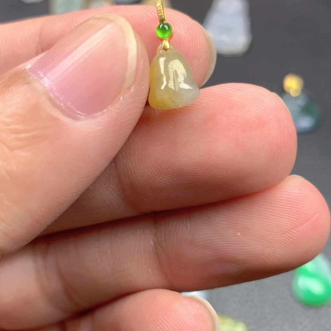 【闪购商品】颈饰18K金镶嵌翡翠翡翠