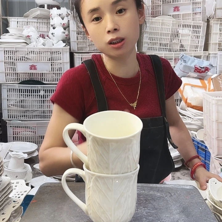 盘微瑕产品………F182两个