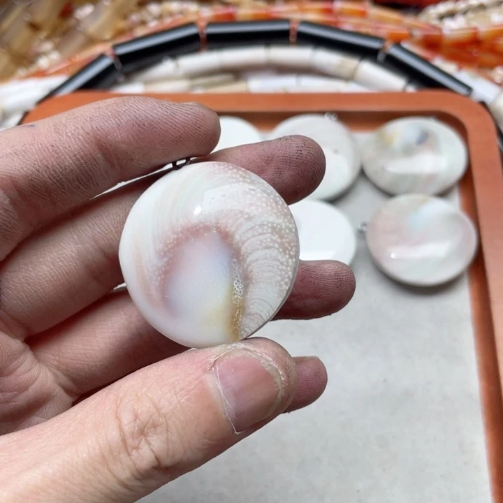 玛瑙/玉髓合金珠宝半成品M*R一个螺化石吊坠