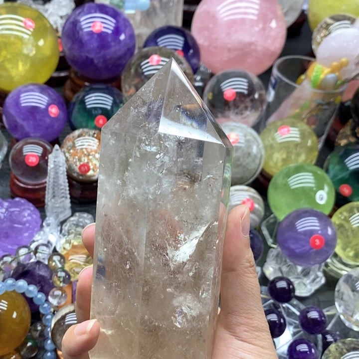 狮***座石材天然白水晶柱