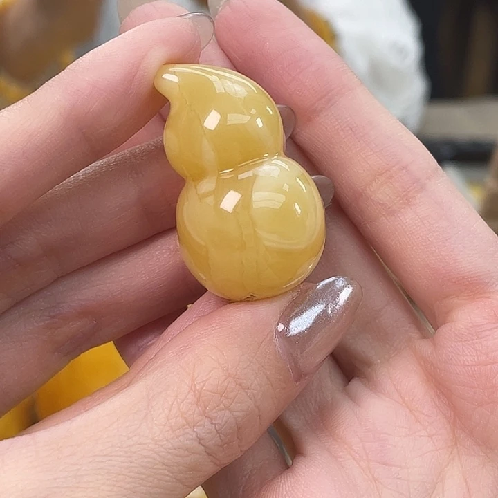 琥珀未镶嵌裸石琥珀蜜蜡J