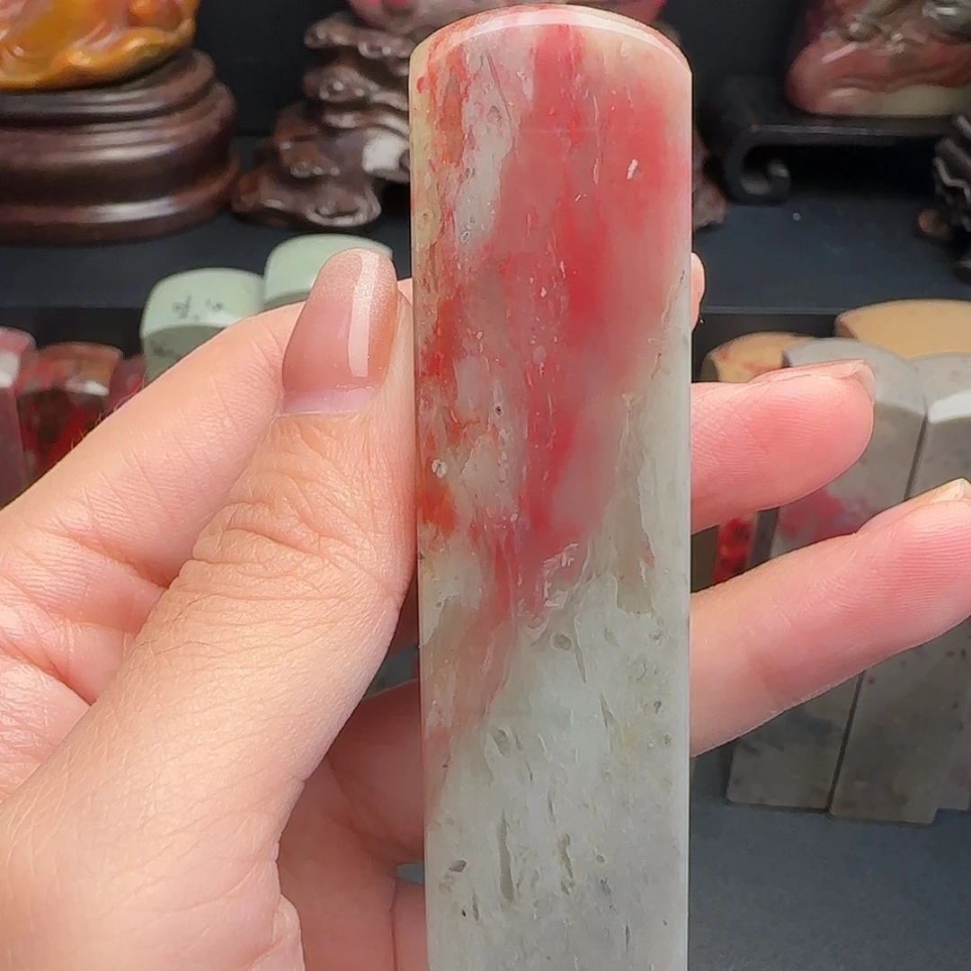 昌化石昌化鸡血石