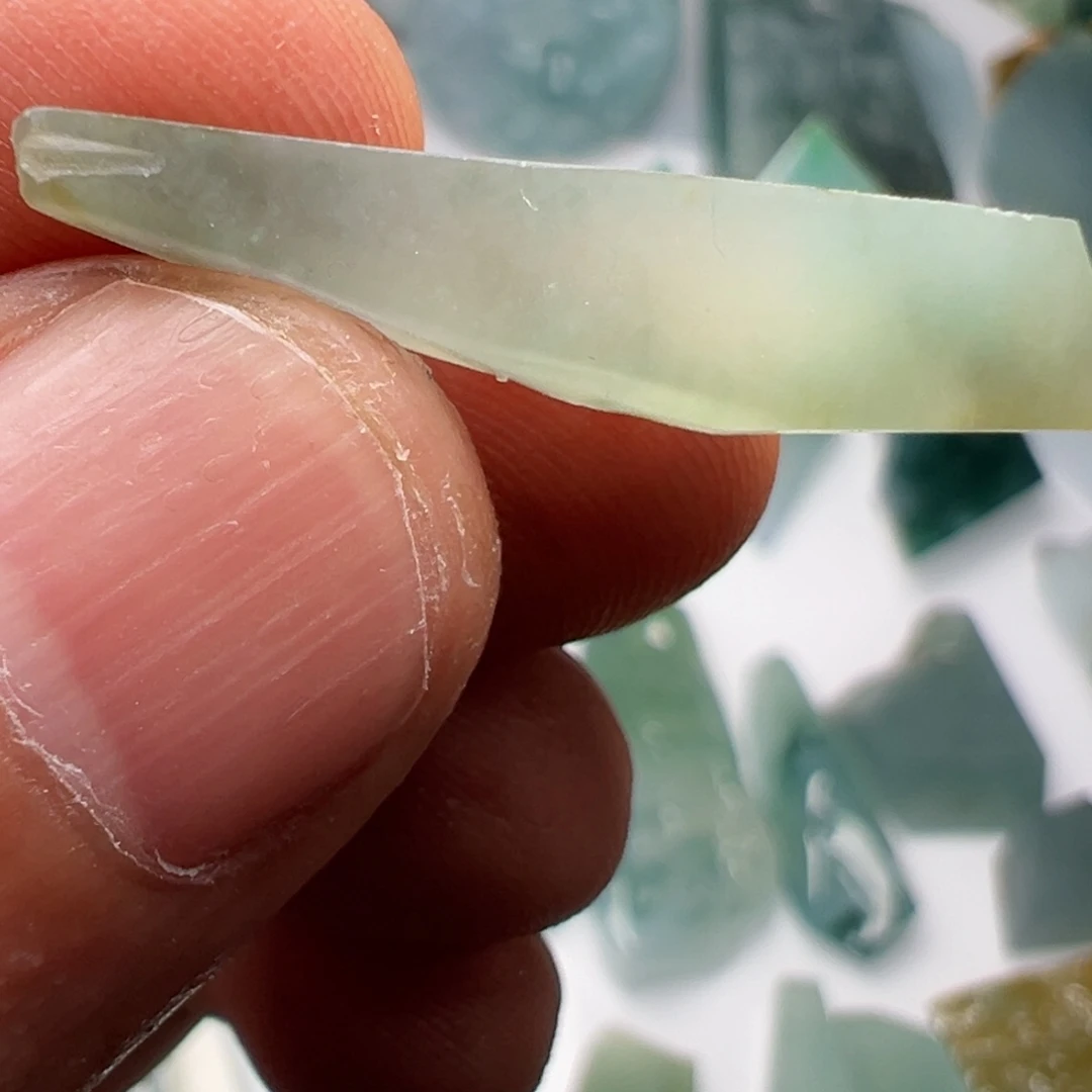 定制翡翠未镶嵌不包工